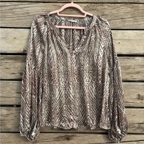 Blu Pepper Tops - Blu Pepper Cream and Brown Snake Print Blouse Sz L